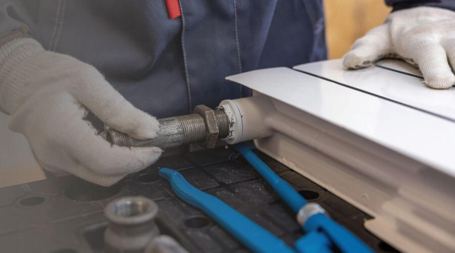 Professional water heater repair services in Winnetoon, NE